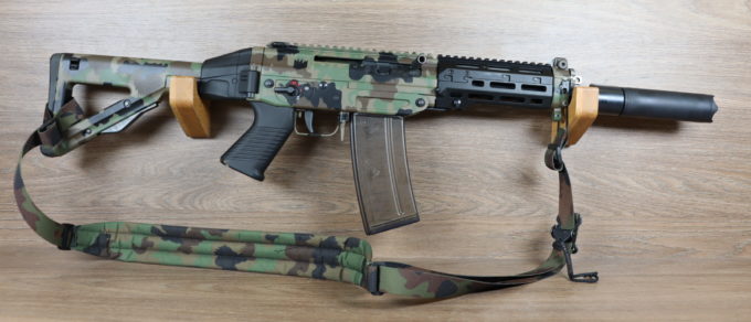SIG 553  Taz 90/  Silencieux B&T Rotex V /  Hanguard Acheron /  Sangle Taz 90