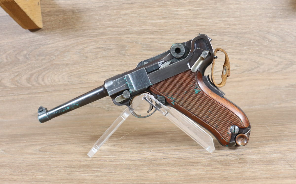 Parabellum 06/24 Avec Holster et second Magasin
