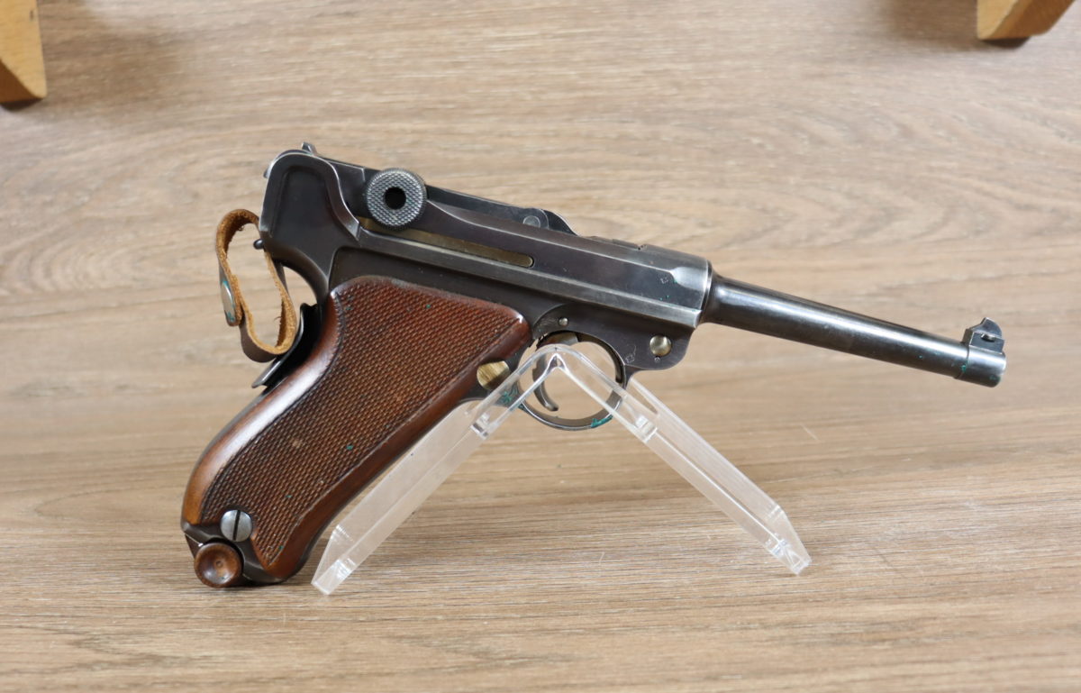 Parabellum 06/24 Avec Holster et second Magasin