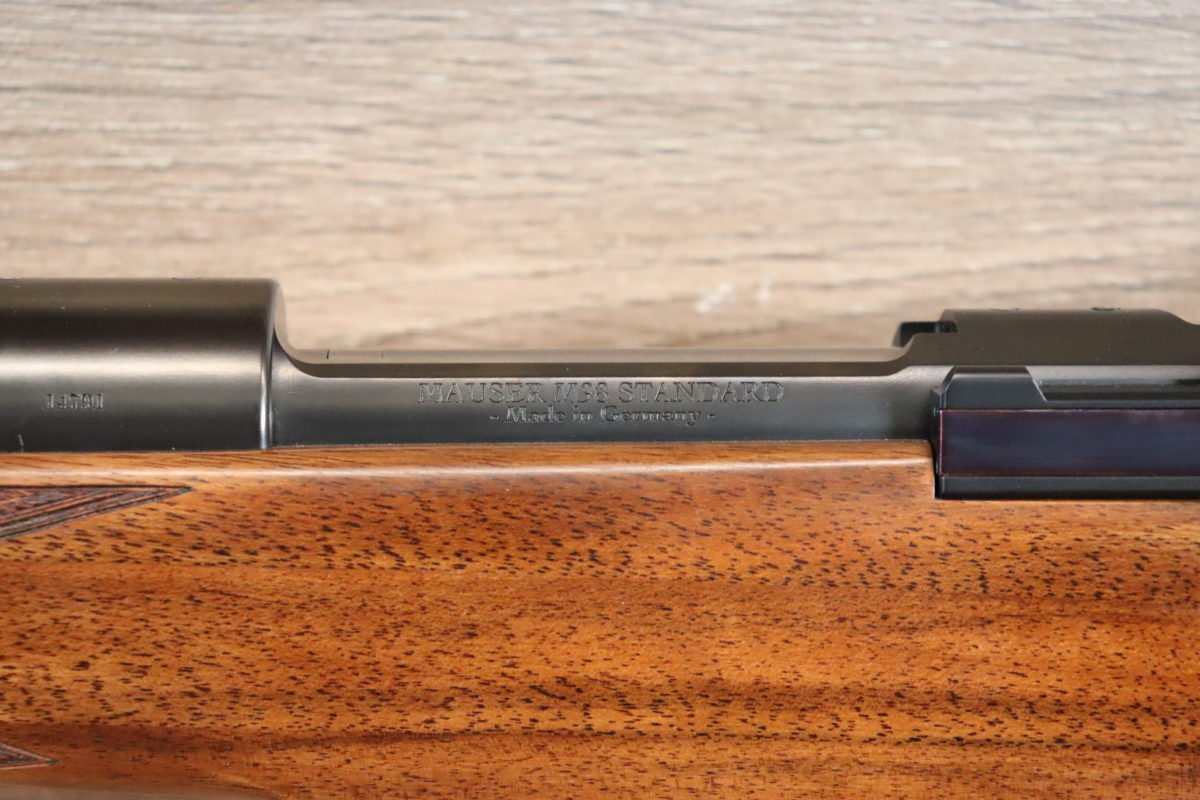 Swiss Limited Edition + malette / n° 49/52