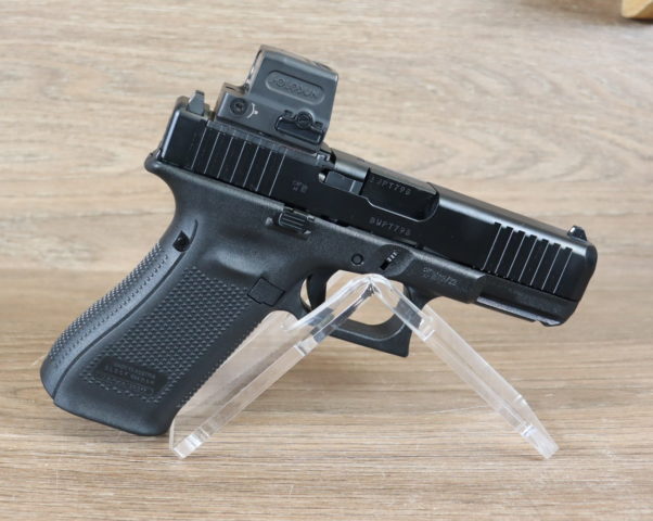 G 45 Gen5 MOS FS + Red Dot + rosse Fab Defense Cobra