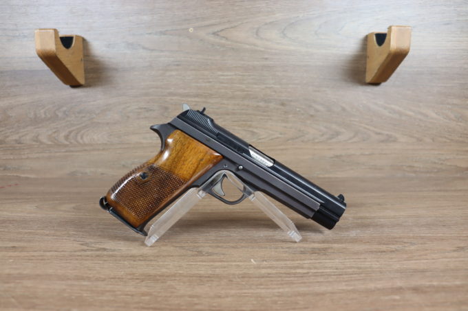 P210 avec deuxième culasse